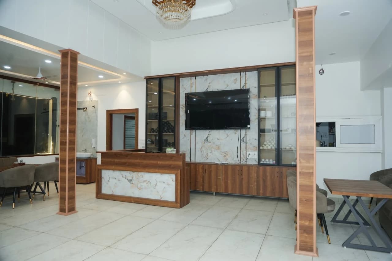 Gallery 4